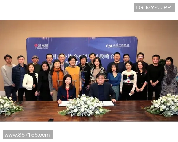 足球明星携手中国品牌共创广告盛宴引发全球关注与热议