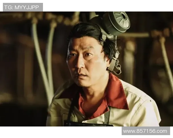 韩国足球明星新片震撼来袭展现运动与梦想的完美结合 韩国足球明星新片震撼来袭展现运动与梦想的完美结合